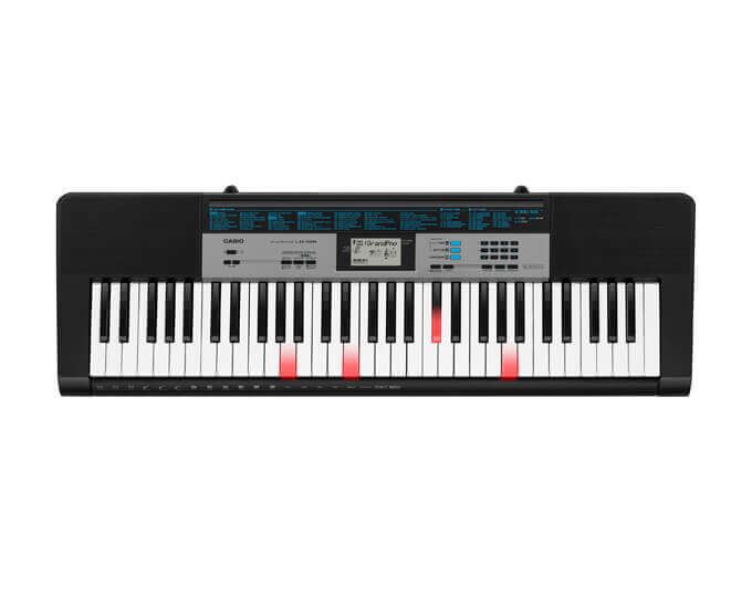 Casio LK-136 keyboard 61 klawiszy podświetlanych